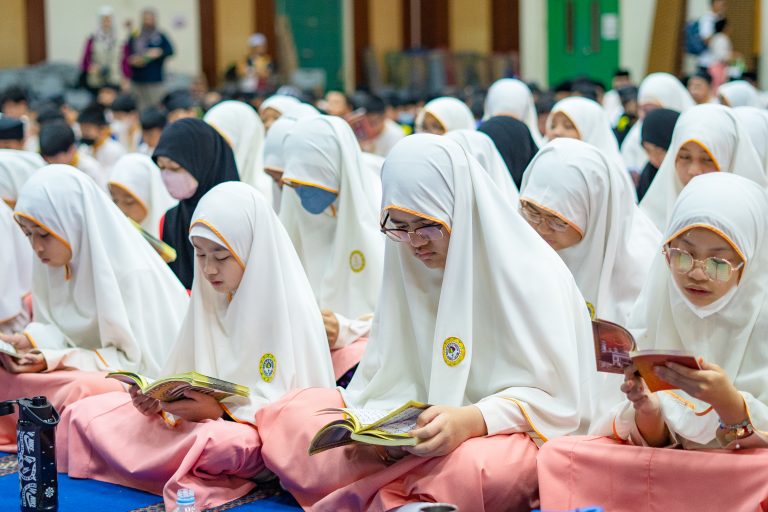 PRIMARY - Yayasan Sultan Haji Hassanal Bolkiah School